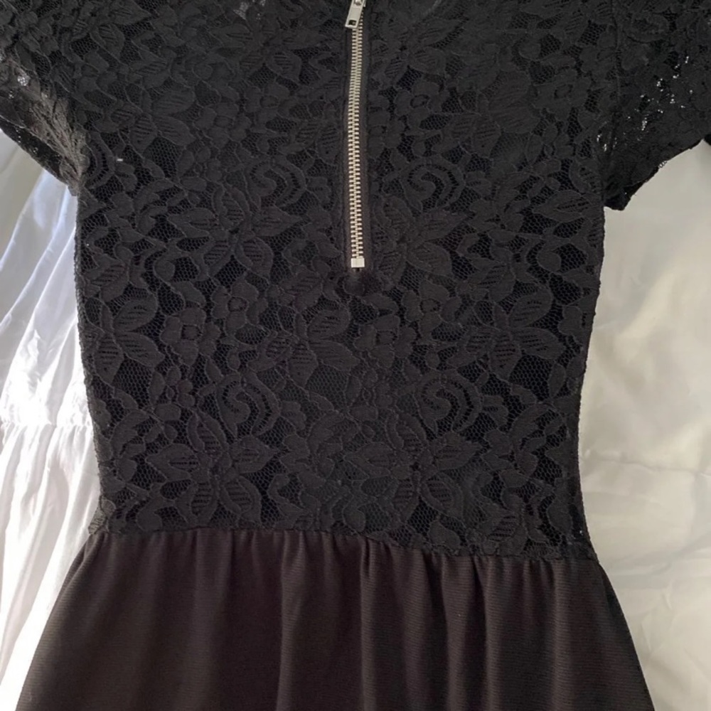 H&M black dress XS - Picture 7 of 9